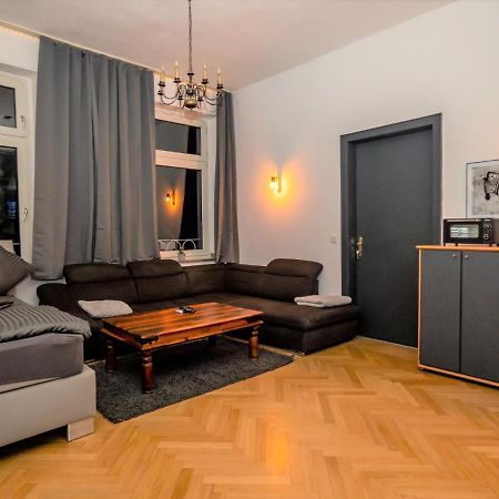 #213 Lux-Room - Zentrum Neuss - Nahe Dusseldorf Messe Mit Netflix & Prime Exterior photo